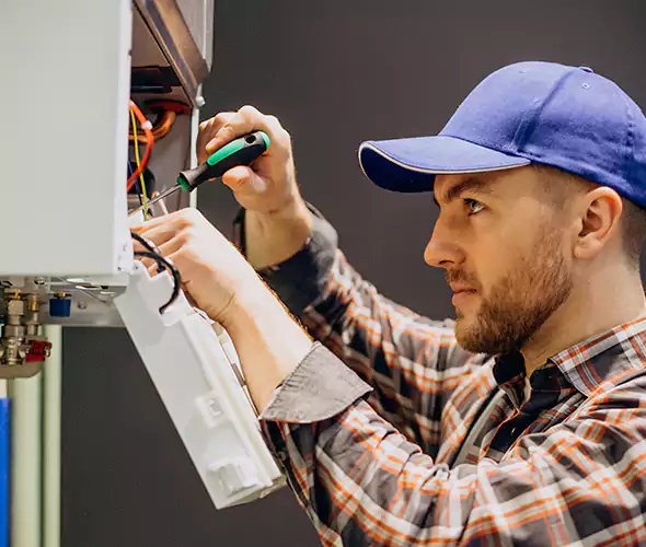 Expert Plumber for Tankless Water Heater Maintenance in Elk Plain, WA: Schedule Professional Maintenance Services with Us